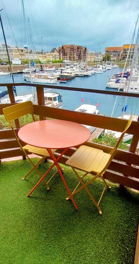 Apartmán Le Loft-Boat Deauville Exteriér fotografie