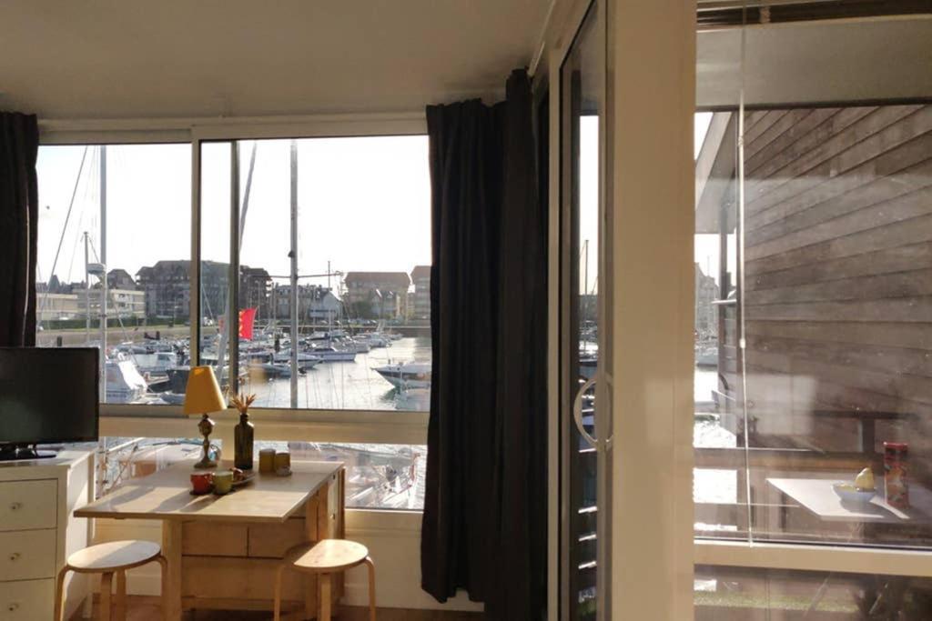 Apartmán Le Loft-Boat Deauville Exteriér fotografie
